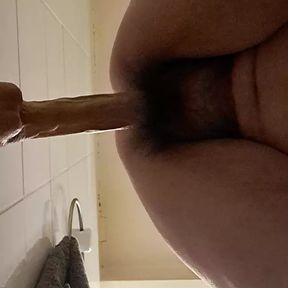 I want this whole dildo in my vagina, it feels good