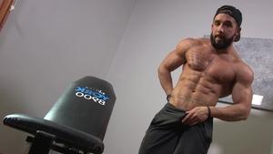 Maskurbate - Bodybuilder lusts hard fucking