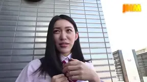 Twisted desire: Oriental stunner gives animated blowjob in school uniform