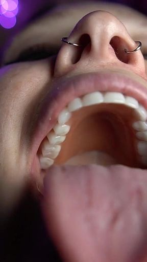 Mouth Tour with Dentures in