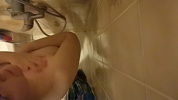 Spy on your beautiful Italian in the shower exclusive content