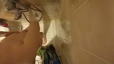 Spy on your beautiful Italian in the shower exclusive content