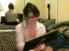 Webcam Dirtygardengirl balls in ass