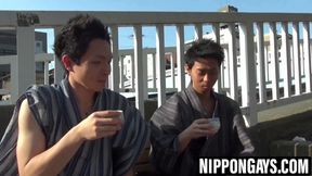 Japanese twink removes his kimono for hard bareback