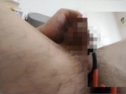 Hairy white Japanese anal masturbation anus is widened and inserted. Orgasm makes his anus contract!