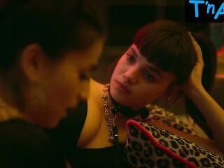 Martina Cariddi Underclothes, Lesbo Scene in Elite