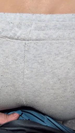 White Girl Shaking Her Ass on Me in Sweatpants