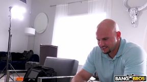 Hot - Behind The Scenes With Latin Teen Kira Perez And Jmac!