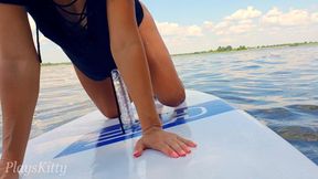Dripping wet fitness babe solo dildo ride on boat