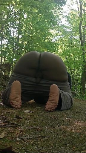 Risky Exposed Public Twerk and Cum
