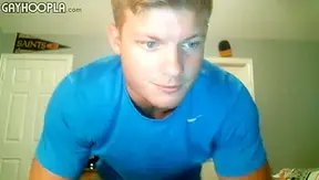 Blonde stud jerking off hard with wild moans – GayHoopla 18+