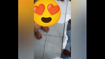 Essa vagabunda me desobedeceu, fiz ela beber meu mijo, humilha&ccedil_&atilde_o extrema