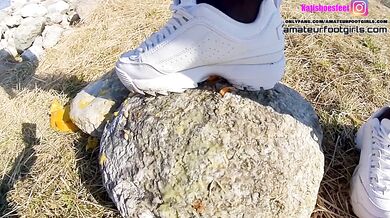 Fila Destruidor Nylons crushed under smelly sneakers girl feet