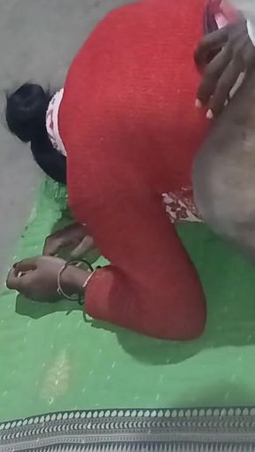 Desi Village Bhabhi Ko Doggy Style Mein Jamkar Choda - Tight Chut Faad Di Hindi Audio   Clip 1