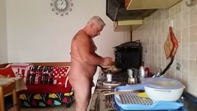 While Brizzolo Cooks a Carbonara Pasta Dish, Cicciolo Performs on Cam4 in the Bathroom
