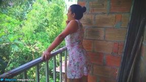 Mechanic comes to see my motorcycle and measures my oil