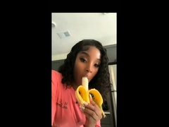 Webcam beauty and her toys have solo sex