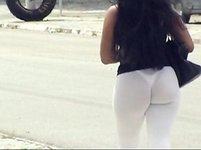 Big Booty Babe Shows Off Thong at Busy Bus Stop