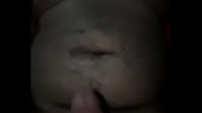 Urso gostoso peludo batendo punheta