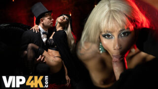 Phim hardcore của cô gái tóc vàng Latina Veronica Leal bị Michael Fly đụ lỗ đít một cách thô bạo