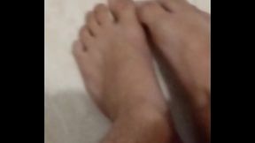 Fudendo gostoso m&atilde_e do meu amigo enquanto come minha namorada