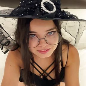 I always said that what Debora Prado does with my dick is witchcraft and she dressed up as a little witch to swallow my rod