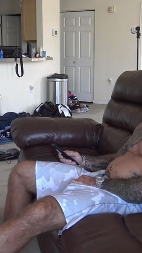 Foot worship/submission/ignored/vaping!