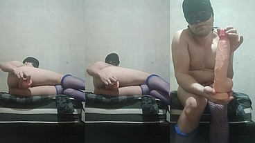 Gay passivo socando 30cm bem forte no cu
