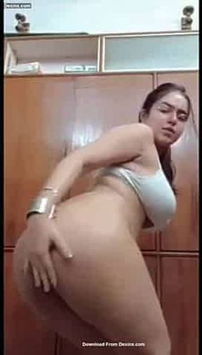 Beautiful chasmish girl showing