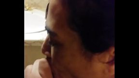 Don learyl gets top off in back by ny chick