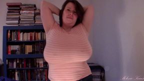 Huge boob tight shirt struggle BBW