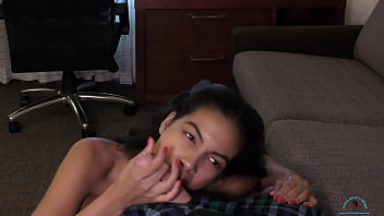 Maya Farrell gives a super sloppy BJ