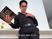 Male read and jerking off