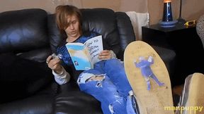 Shrinking and Crushed by a Giant - Elis Ataxxx moves in with ass fetishist Richard Lennox, who shrinks himself and gets flattened by the twink's perfect ass - Manpuppy - WMV 720 Remaster
