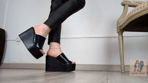 (577) Shoe Collection: Plateform Wedges, Barefoot and Wetlook Pants - Dame Olga (1440p)