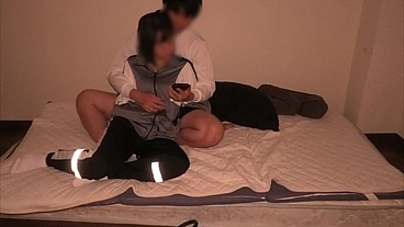 大◯生彼女と夜散歩に行った後にそのままシャワー浴びようとしたけど布団でイチャイチャしてる時にお互いシたくなって、、