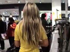 Sexy Couple Has Sex in Public Dressing Room