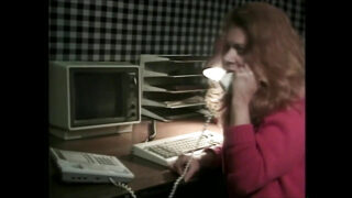 Suihinotto, pillun syöminen, suutelu – lesbohuoraa naidaan anaalisesti