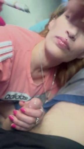 She love SMOKE and SUCK DICKS