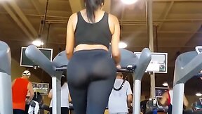 Big Ass Babe Gets Down & Dirty in Naughty Workout Session!