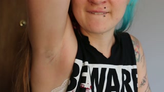 Lick Queen Frostbittens armpits