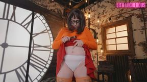 Jinkies! Velma Vores a Tiny Villain featuring Unaware Giantess, Cosplay, Vore, Tiny Man POV, Villains, Nerd Girls, Belly Rubbing with Lita Lecherous - WMV HD