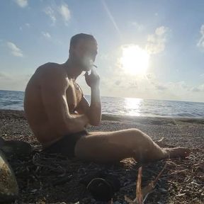 Biggest devon wrecked on the beach getting jacked raw