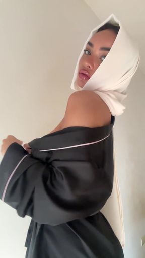 Hottie Big tits Angel hott
