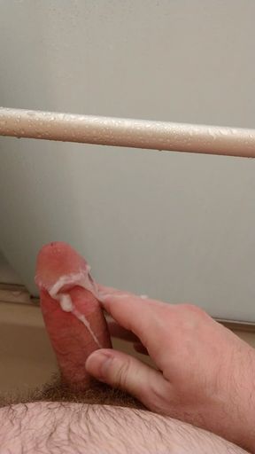 Quick and unexpected jerk off in the shower