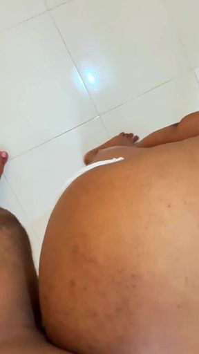Fucking a Beautiful Stepaunty in Saudi Arabia - Multiple Cum