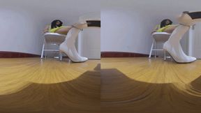 3DVR180XIAOYU's white boots trampled and humiliated the little man