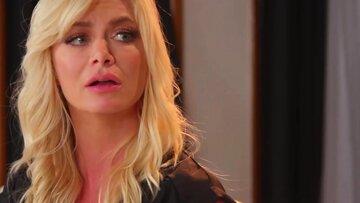 Blonde MILF Serene Siren grinds pussy with Whitney