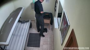 Czech Gay Solarium 50 Ripped Hunk’s Cam Action