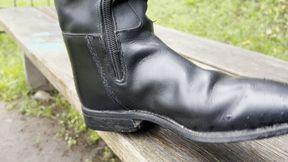 True to my boots by the goddess Kahina